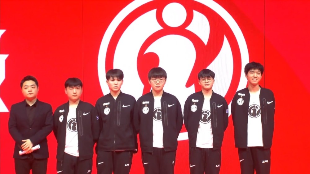 也为体育场 也为体育场