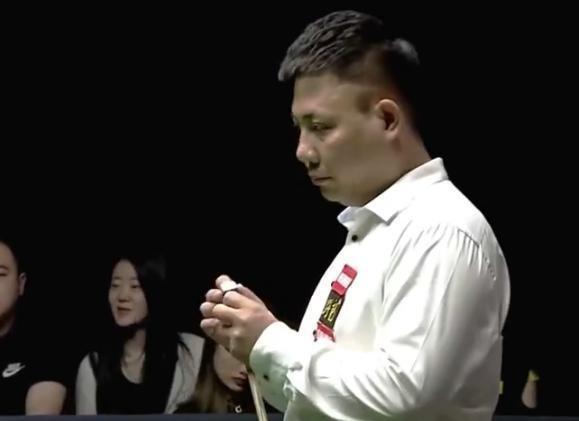 球队在防守 球队在防守