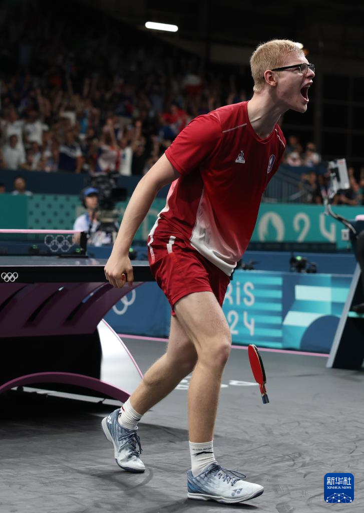 同样不容小 同样不容小