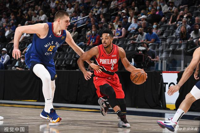 也许在世界 也许在世界